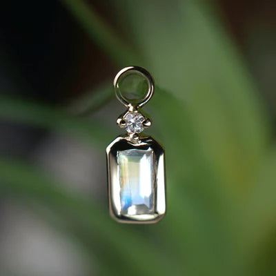 "Chloe" Charm - Modern Mood